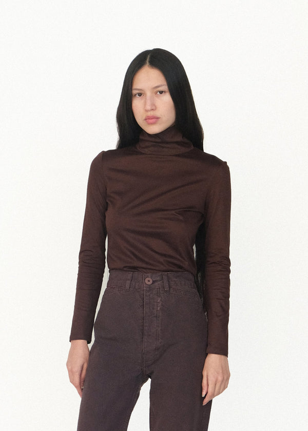 Classic Turtleneck - Raisin