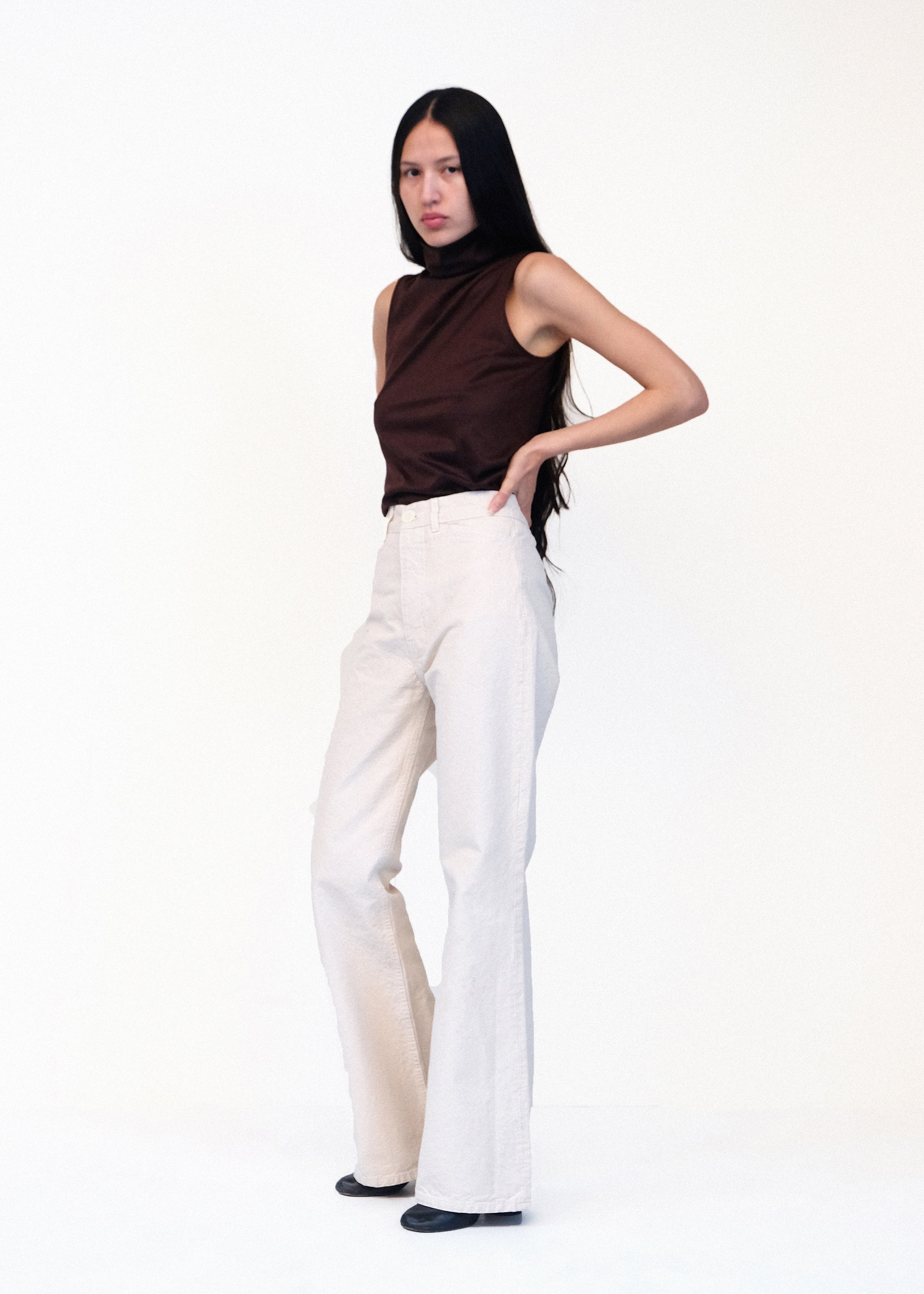 Sleeveless Turtleneck - Raisin - Jesse Kamm