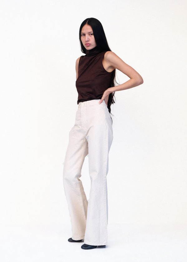Sleeveless Turtleneck - Raisin