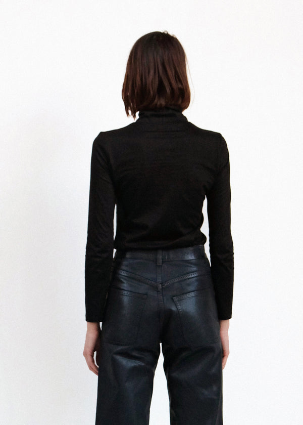 Classic Turtleneck - Black