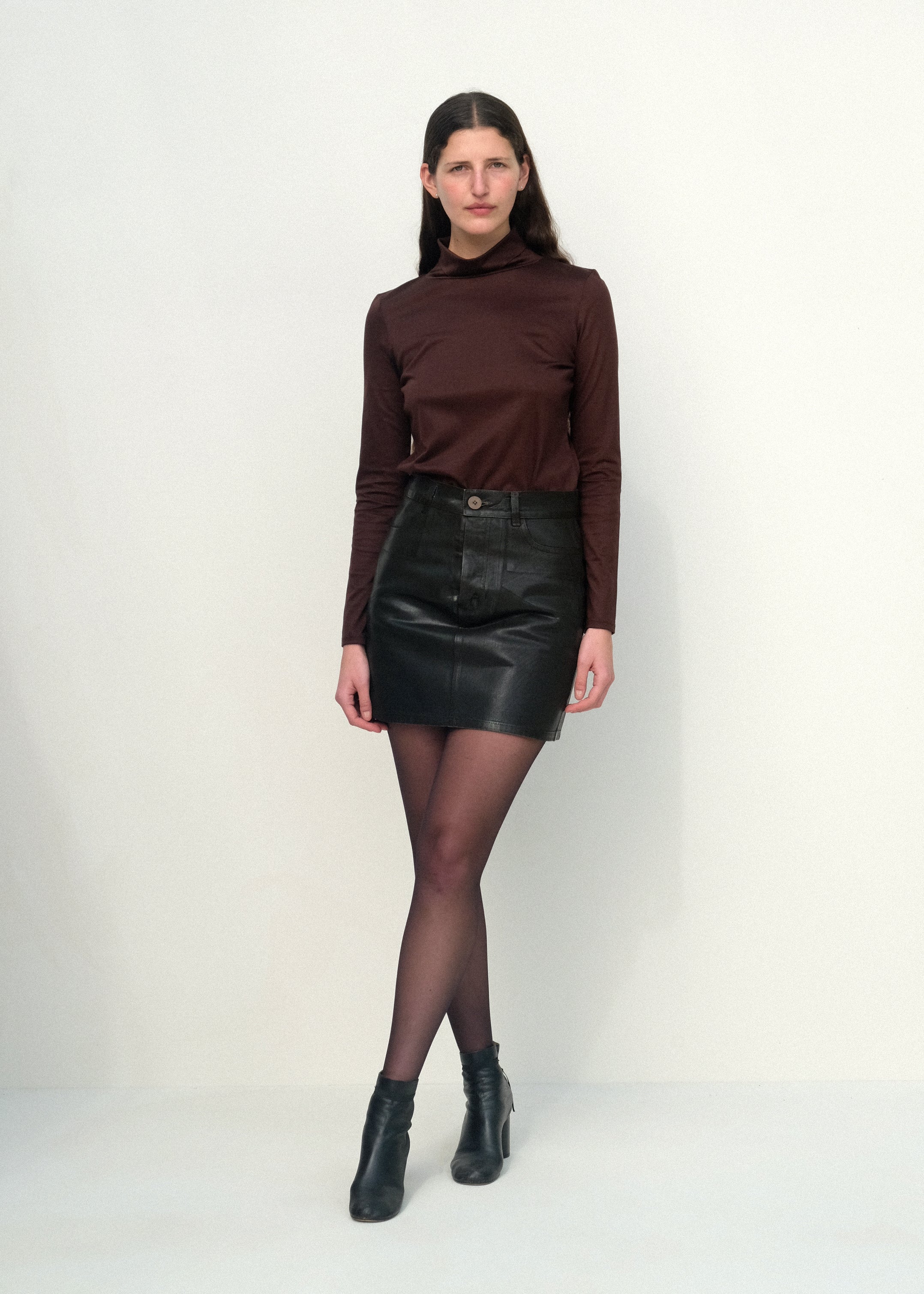 The Mini Skirt - Brown Lacquer - Jesse Kamm