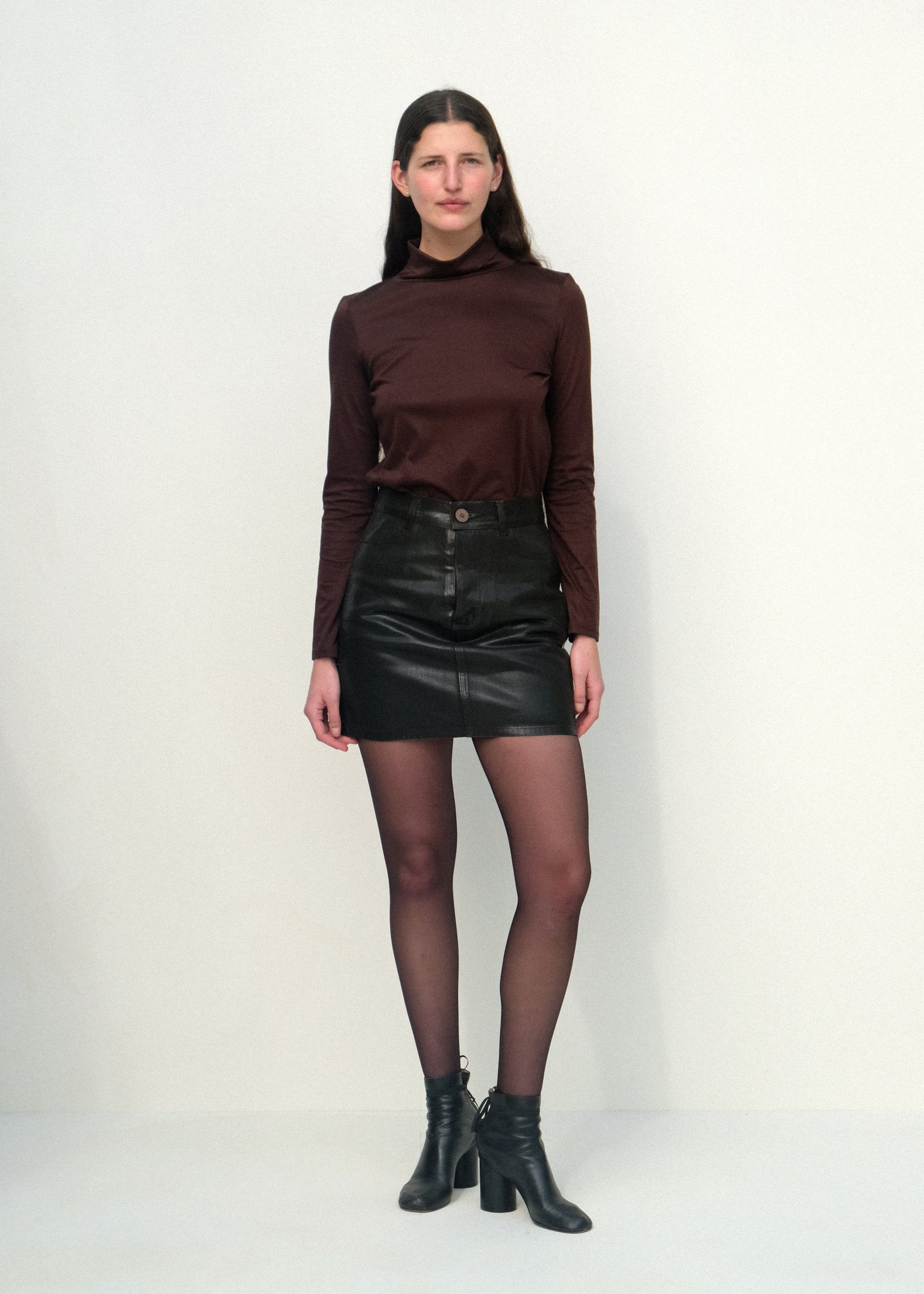 The Mini Skirt - Brown Lacquer - Jesse Kamm