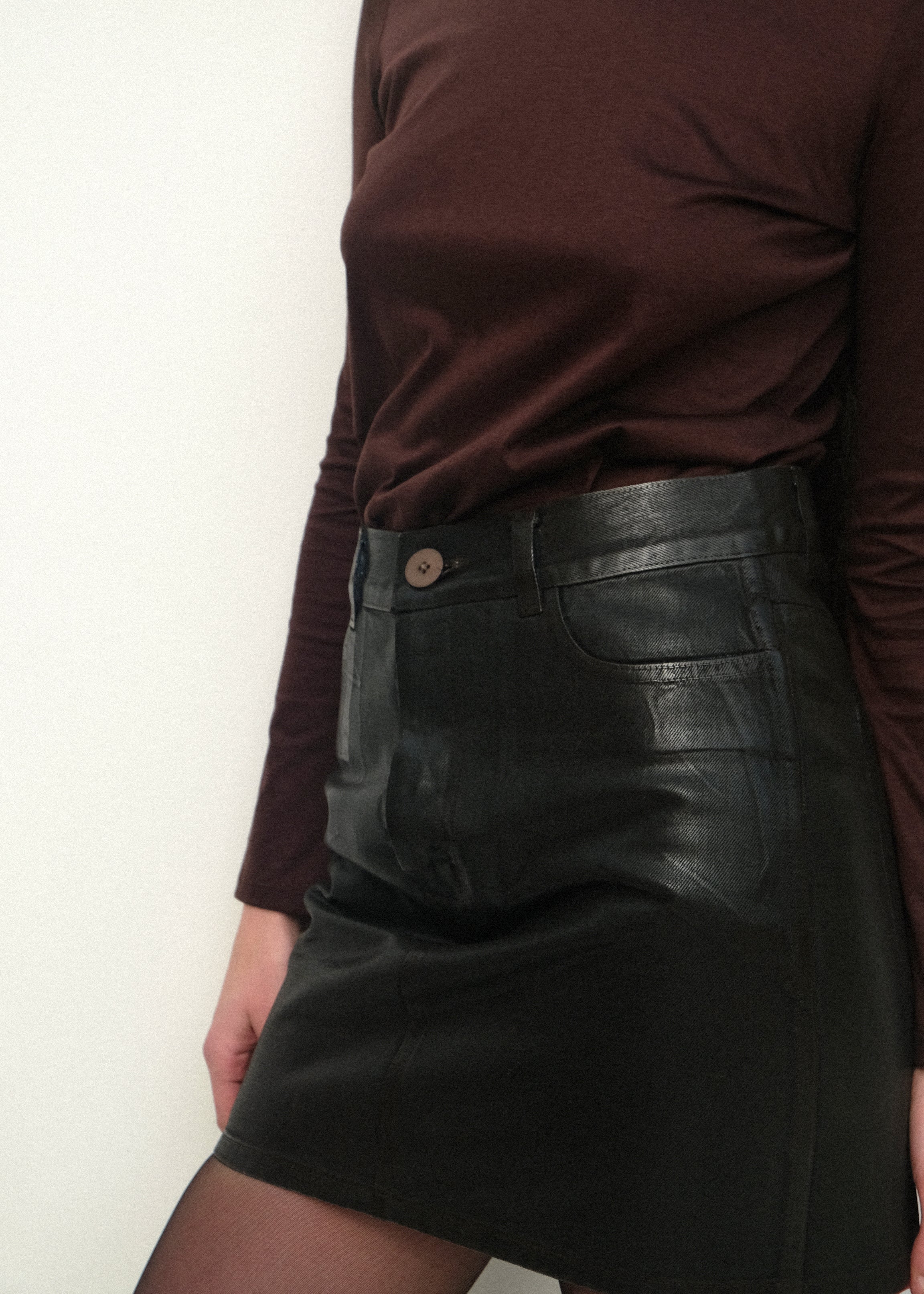 The Mini Skirt - Brown Lacquer - Jesse Kamm