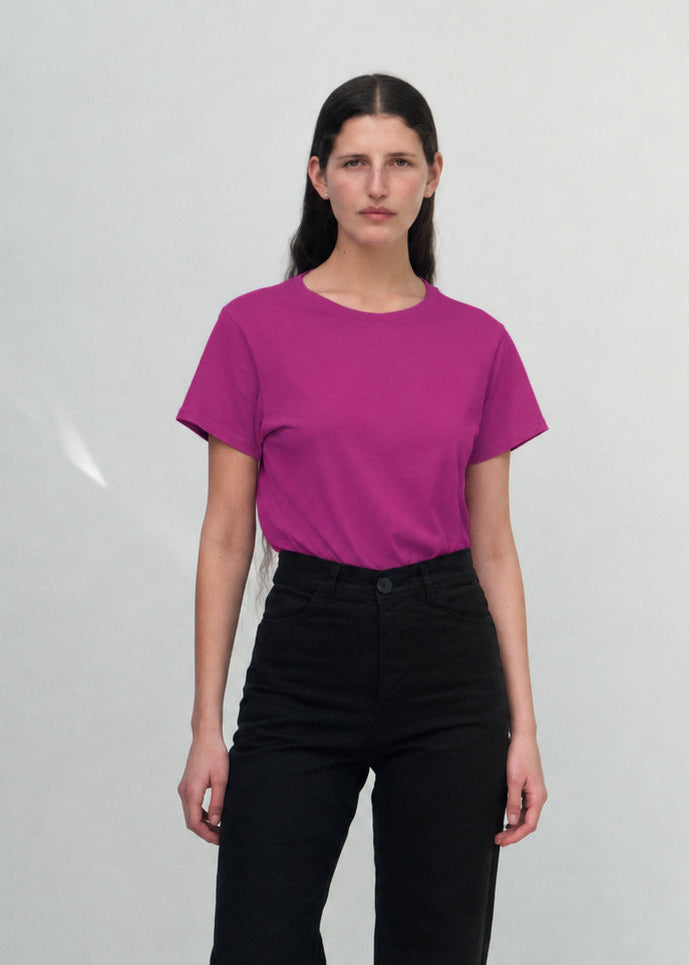 Bowery Tee - Beet - Jesse Kamm